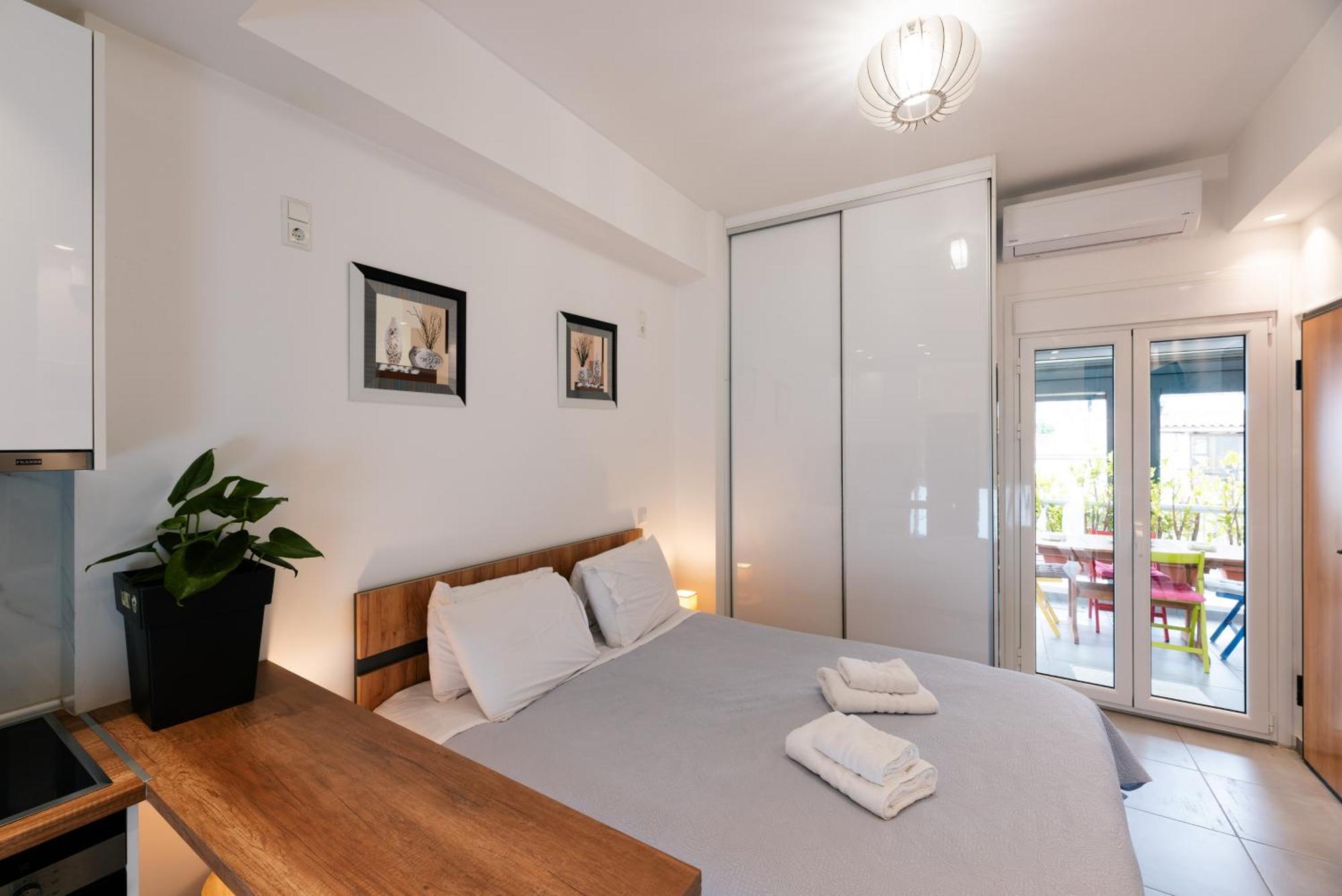 Modern Studio Apartment A Atene Esterno foto